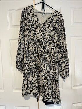 Reitmans Black & Cream Floral Wrap-Style Long Sleeve Dress